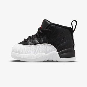 Brand new JORDAN 12 retro size 2c